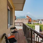 Al Mini, Ospitar Apartment