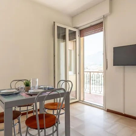 Al Mini, Ospitar * Trydent